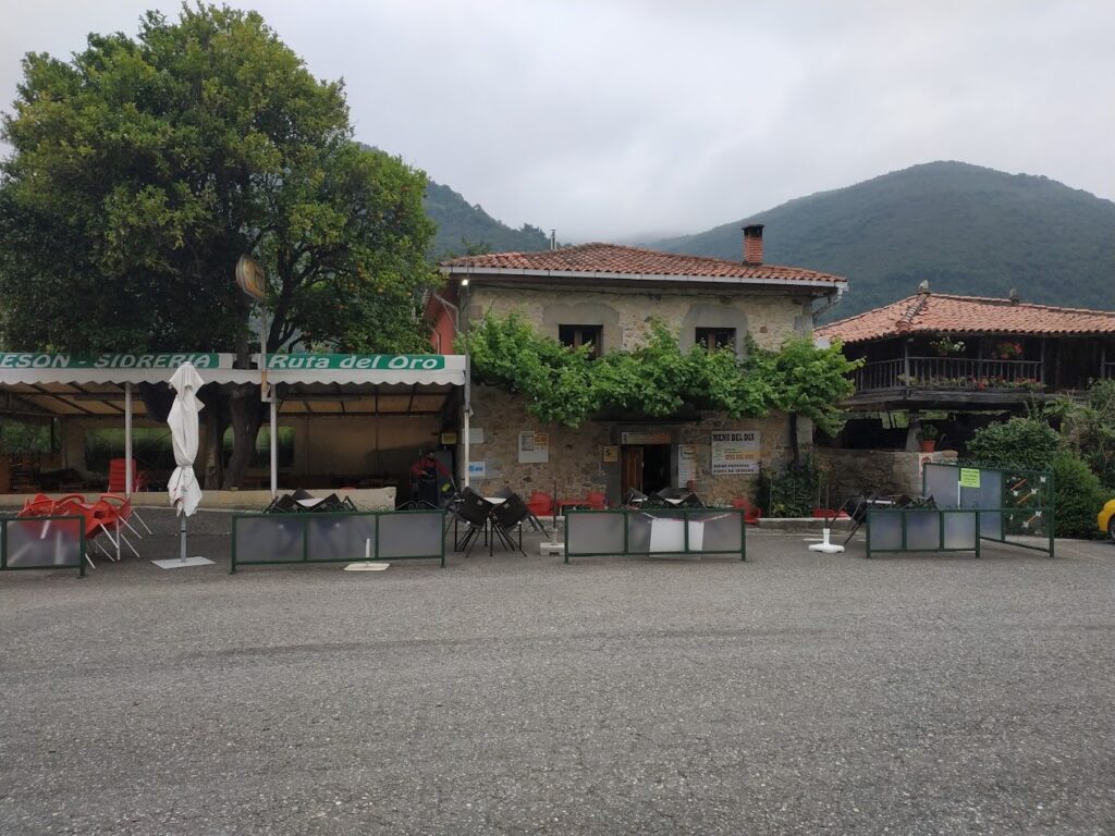 Sidrería-Restaurante La Ruta del Oro